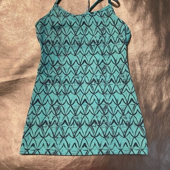 Ivivva Tumblin’ Tank - Picture 6 of 6